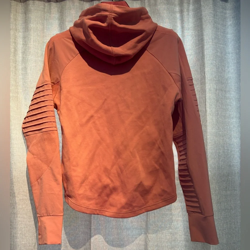 Puma | Pink Evostripe Hoody | small - Picture 3 of 4